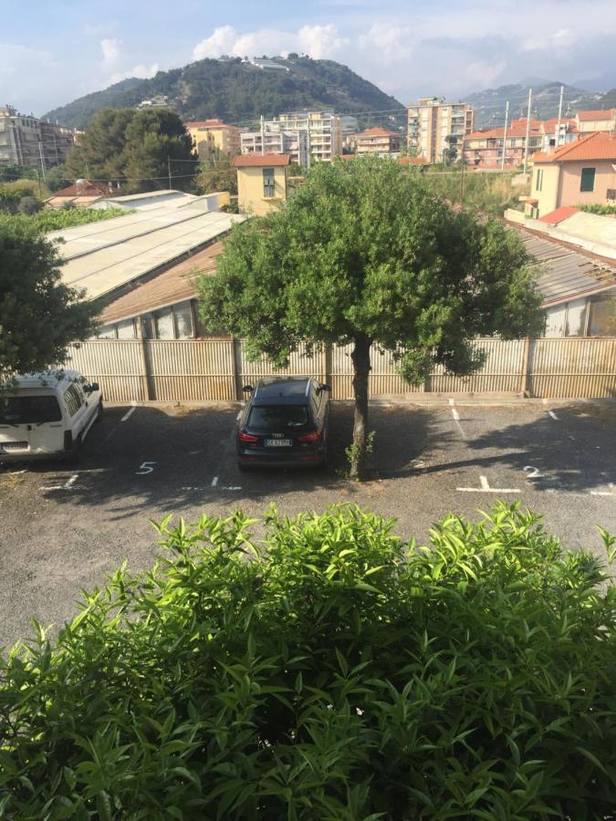 A Due Passi Dal Mare Vallecrosia Exterior photo